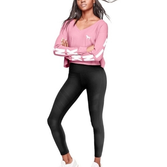 PINK Victoria's Secret Tops - PINK VICTORIA'S SECRET CROP TOP